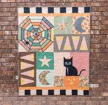 Load image into Gallery viewer, Cat O'Lantern Quilt Pattern PDF Download